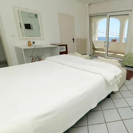 Otel Il Vascello Marina Serra