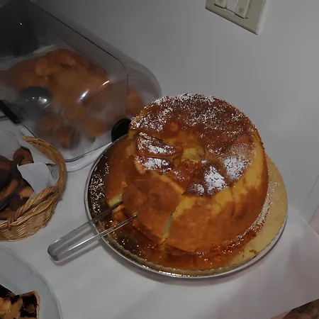 Il Vascello 3* Marina Serra