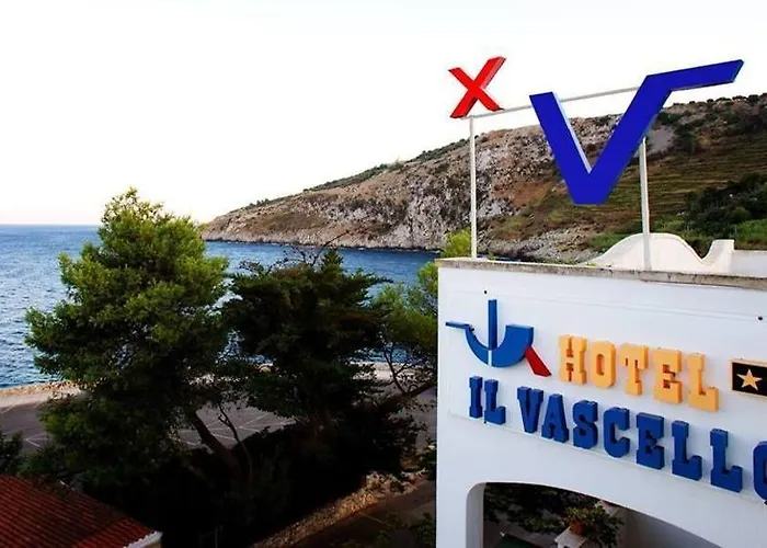 Il Vascello Szálloda Marina Serra